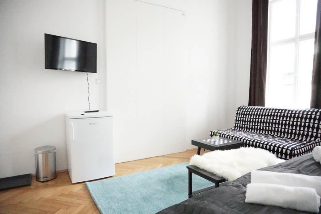 Urban City Apartment - Contactless Check-In فيينا المظهر الخارجي الصورة