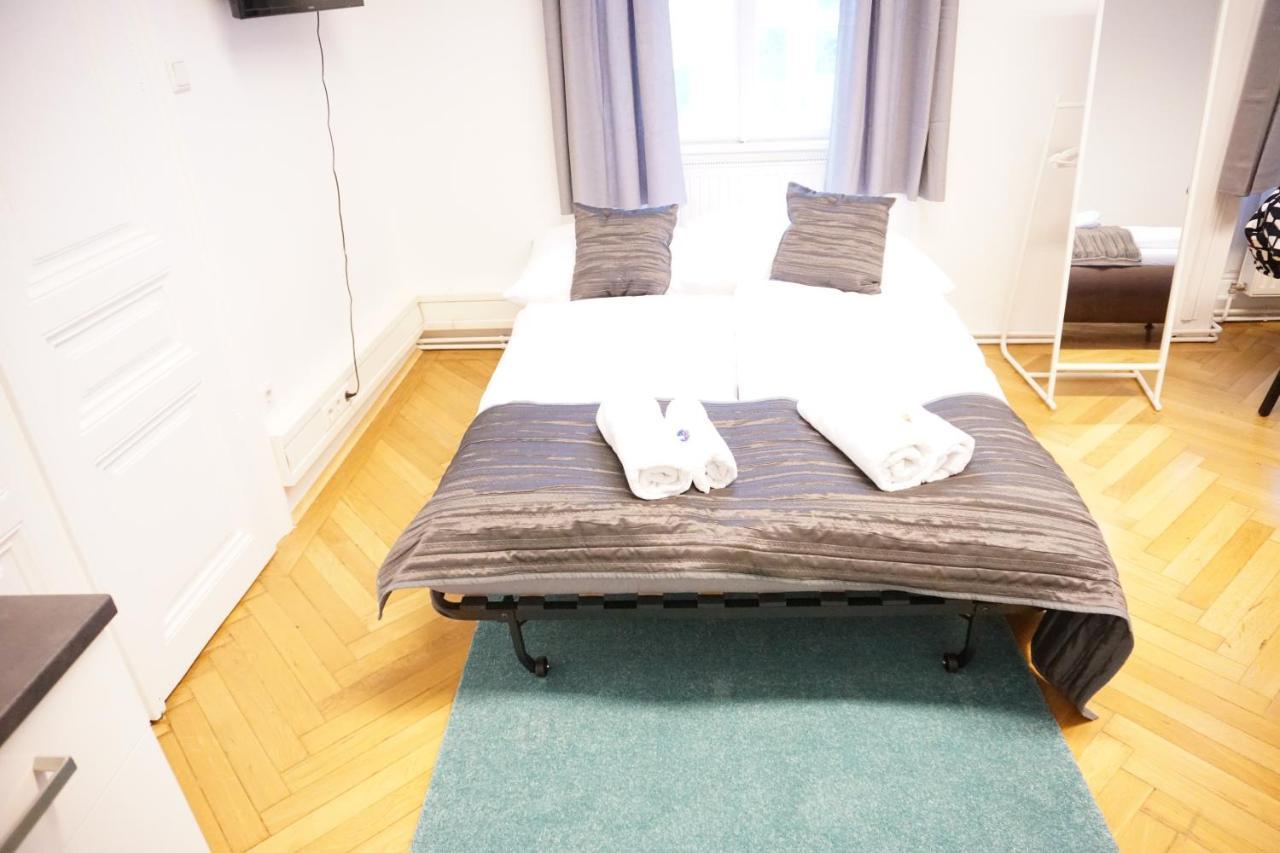 Urban City Apartment - Contactless Check-In فيينا المظهر الخارجي الصورة