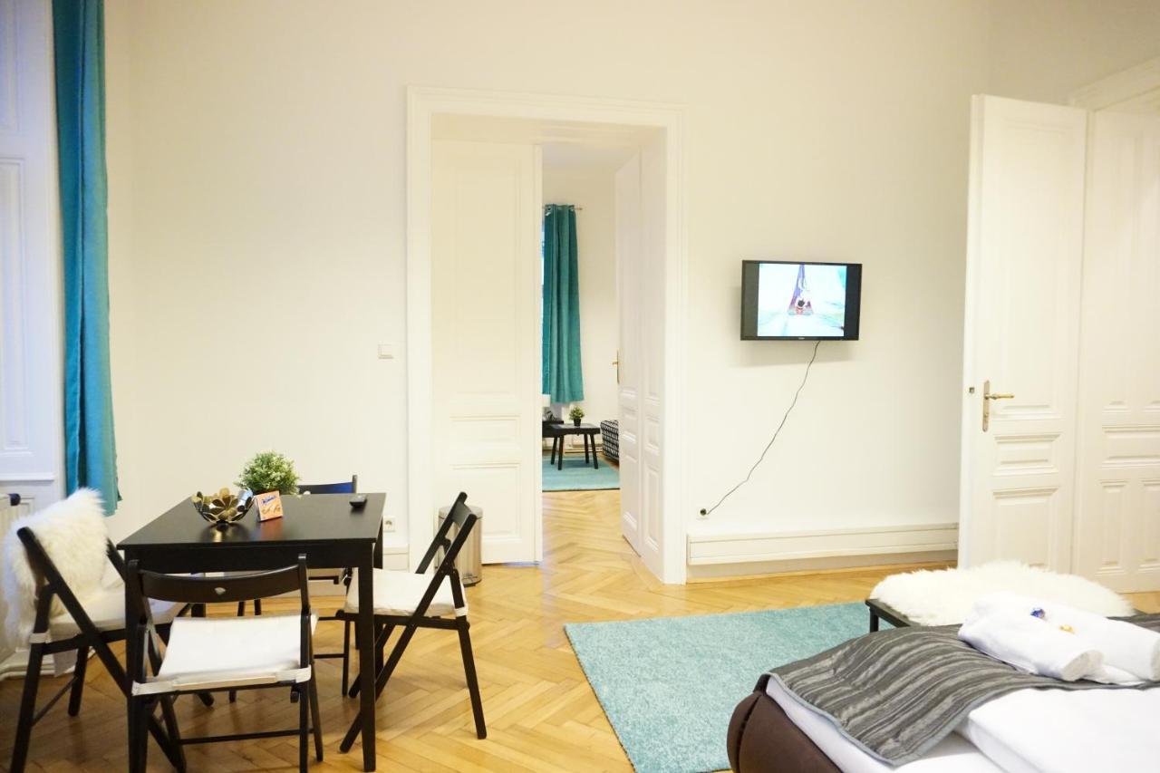 Urban City Apartment - Contactless Check-In فيينا المظهر الخارجي الصورة